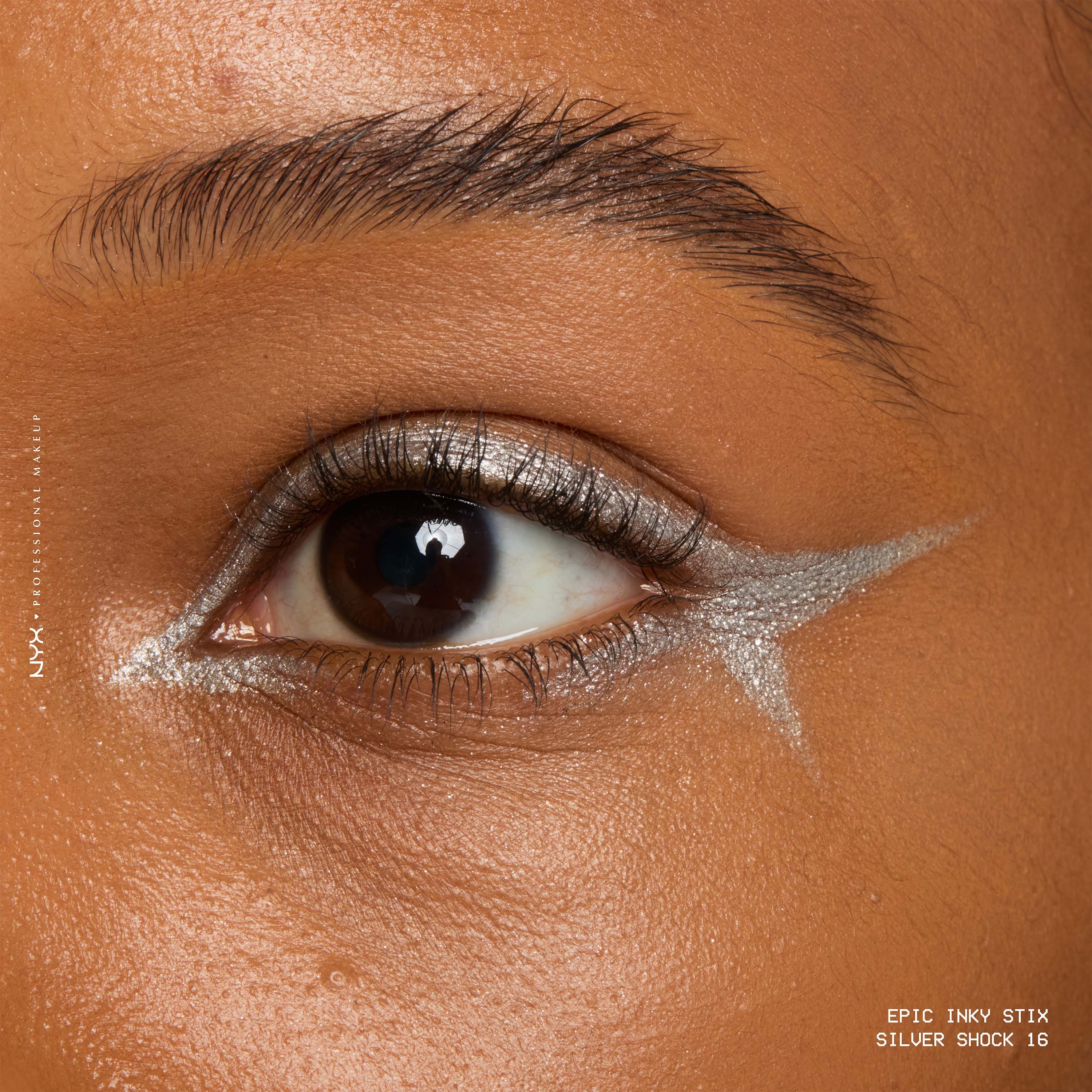 NYX PROFESSIONAL MAKEUP Epic Inky Stix Eyeliner 16 Silver Shock (obrázok 4)