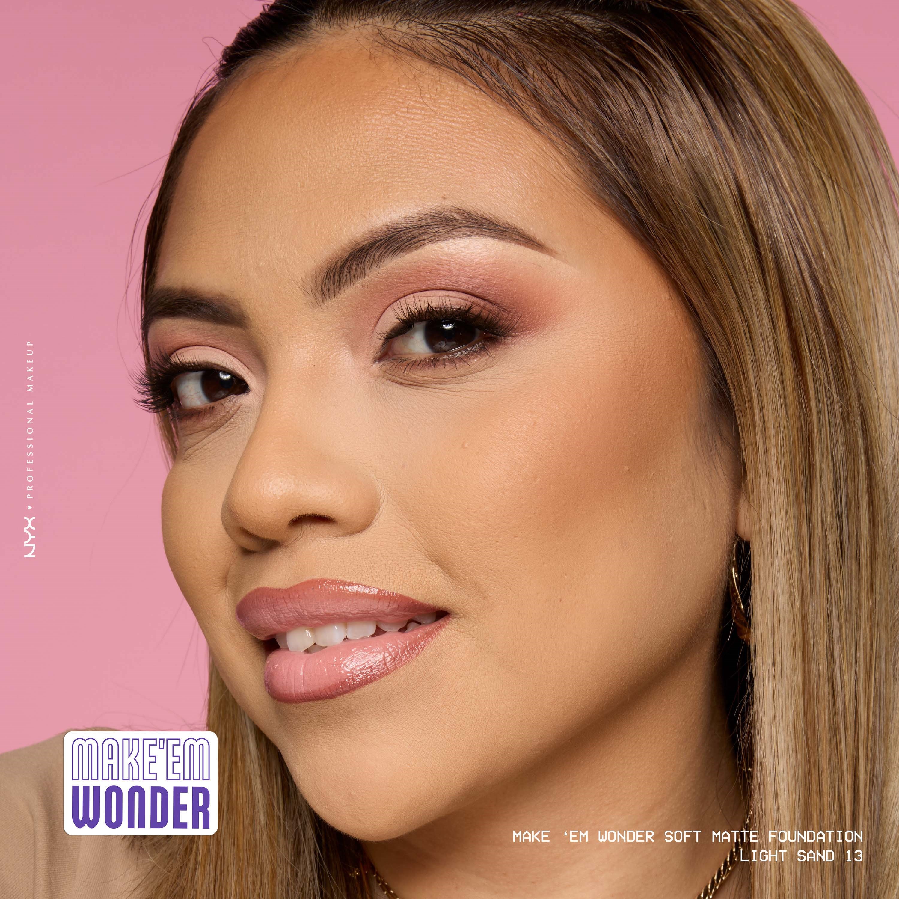 NYX PROFESSIONAL MAKEUP Make Em Wonder Foundation 13 Light Sand (obrázok 8)