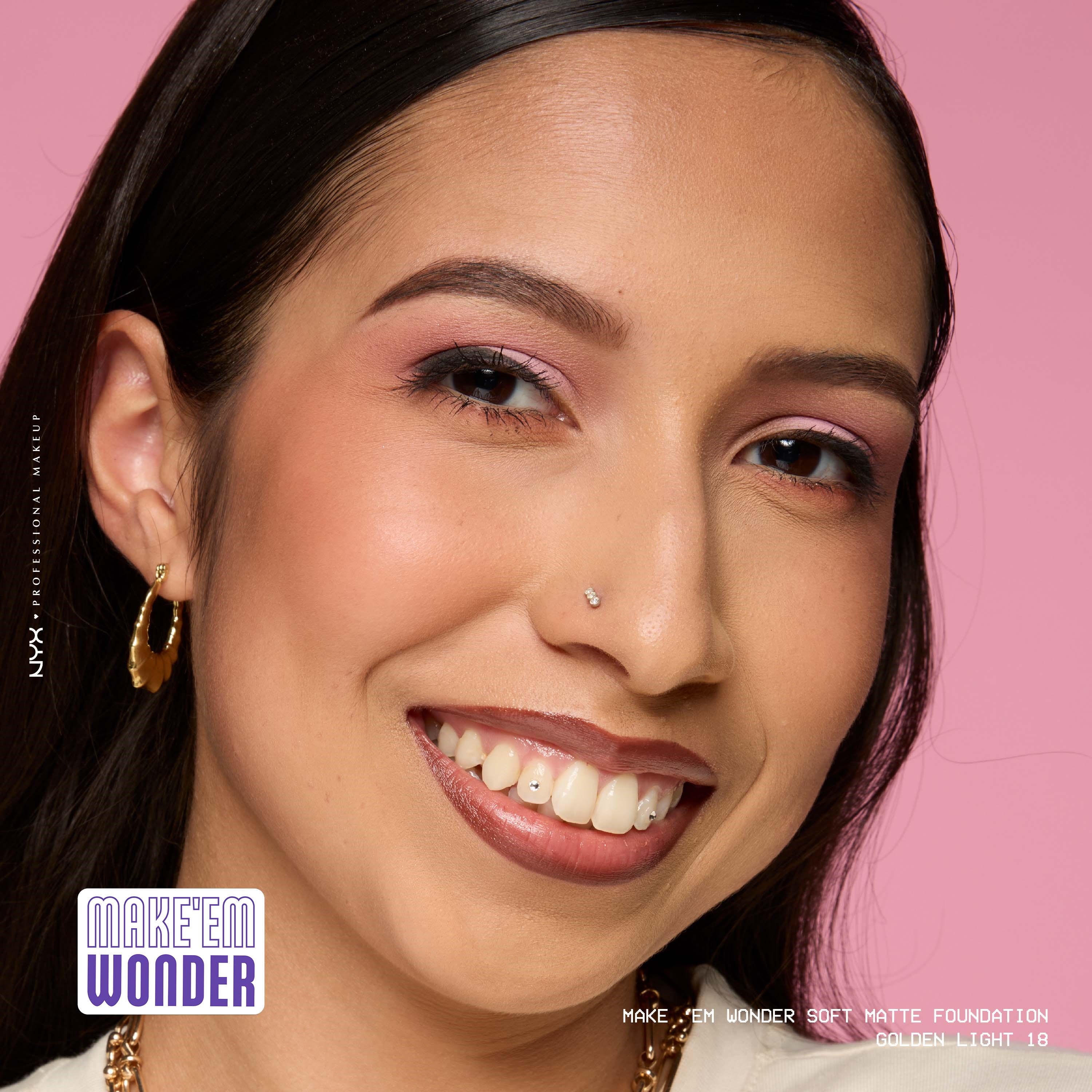 NYX PROFESSIONAL MAKEUP Make Em Wonder Foundation 18 Golden Light (obrázok 8)