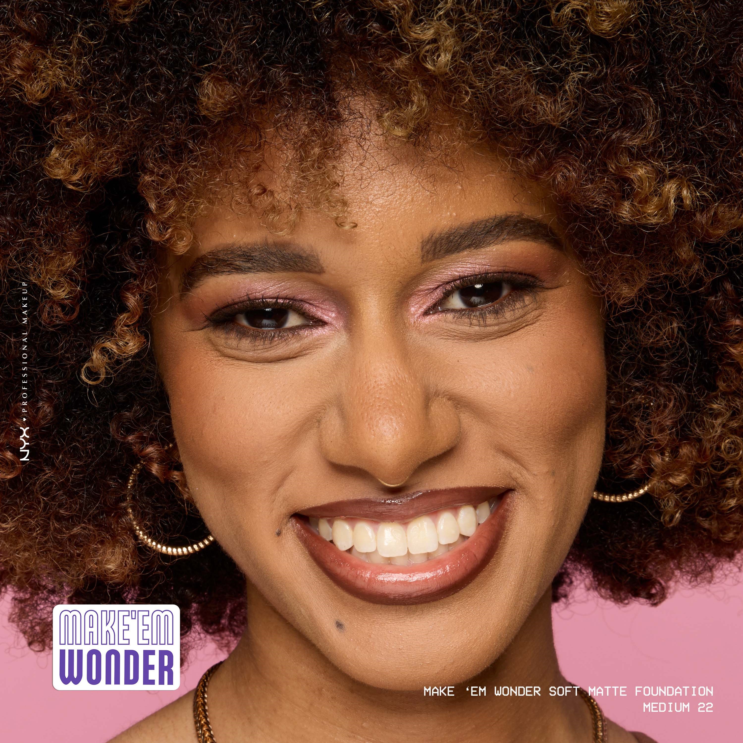 NYX PROFESSIONAL MAKEUP Make Em Wonder Foundation 22 Medium (obrázok 8)