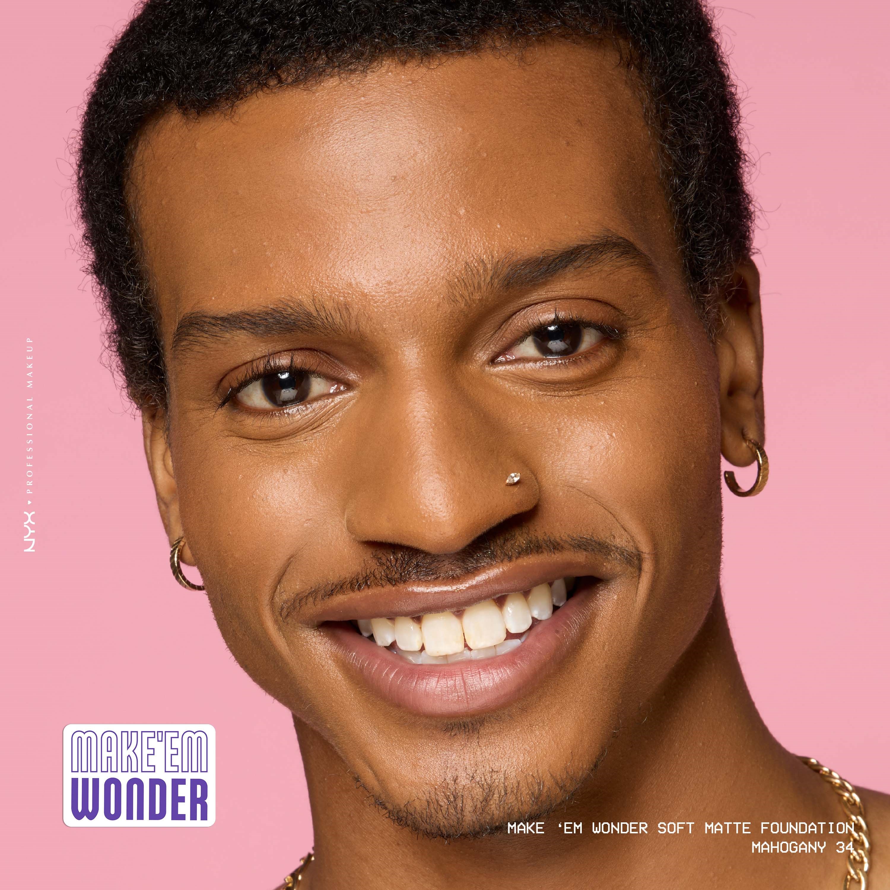 NYX PROFESSIONAL MAKEUP Make Em Wonder Foundation 34 Mahogany (obrázok 8)