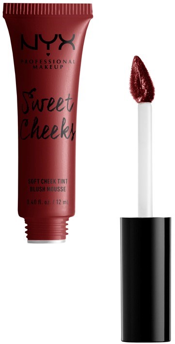 Een tube lipgloss van NYX met een golvende applicator naast.
