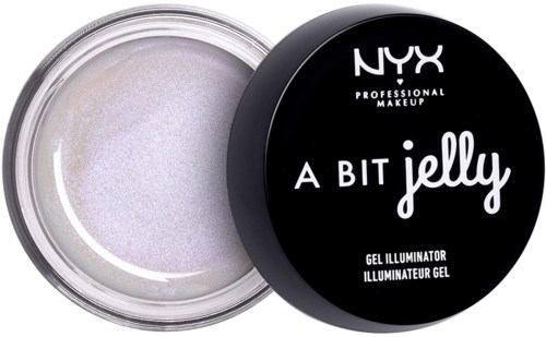En rund behållare med NYX gelbelysning kallad "A Bit Jelly" med ett svart lock. Gelén är glänsande och vit.