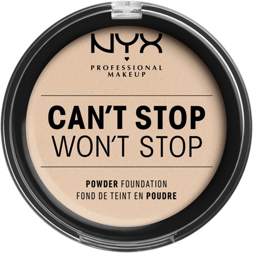 En rund makeup-beholder med beige pudder, svart tekst og NYX-merke. Produktet er pudderfoundation med etiketten "Can't Stop Won't Stop."