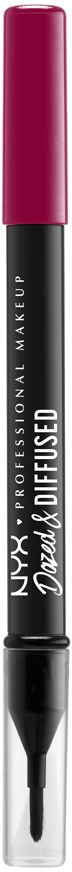 En svart makeup-penna med rosa lock, märkt 'Nyx Professional Makeup Dusk & Dusted,' för makeup-applikation.
