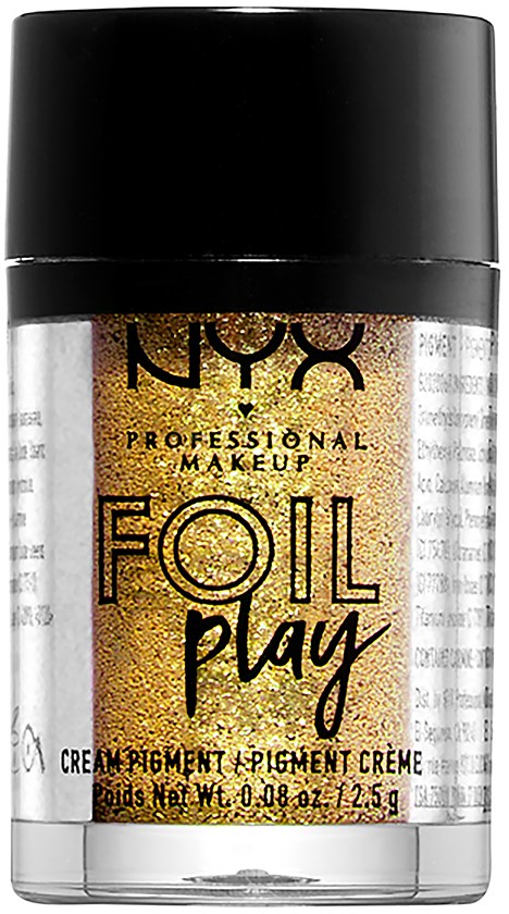 En liten burk med svart lock innehåller guldfärgad sminkpigment som heter FOIL play från NYX. Etiketten säger att den är för professionellt bruk.