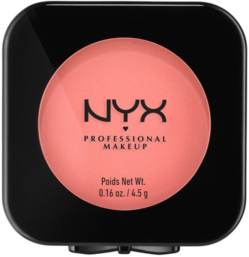 En rosa rougemunsfärgad blush i ett svart fyrkantigt lock med 'NYX Professional Makeup' etikett och viktinformation.