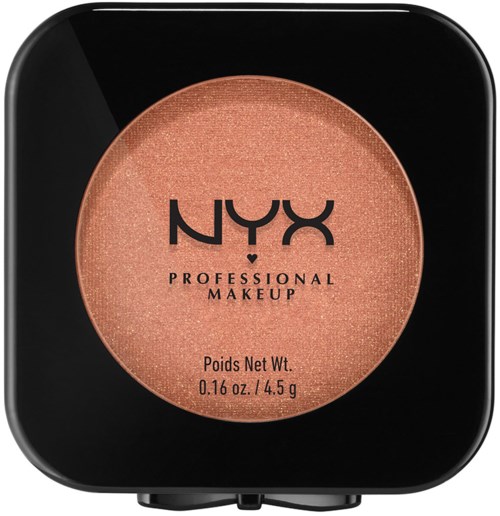 Ett runt persikofärgat makeup-produkt i en svart fyrkantig förpackning med NYX-logga och text.