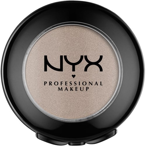 NYX Professionell makeup ögonskugga i en svart rund behållare med beige puder inuti.