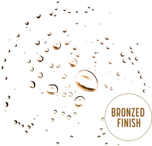 Vattendroppar på en yta med en etikett som säger 'Bronzed Finish' i en cirkel.