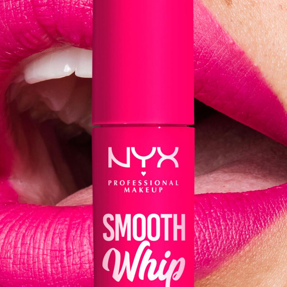 NYX PROFESSIONAL MAKEUP Smooth Whip Matte Lip Cream 10 Pillow Fight NYX PROFESSIONAL MAKEUP Smooth Whip Matte Lip Cream 10 Pillow Fight