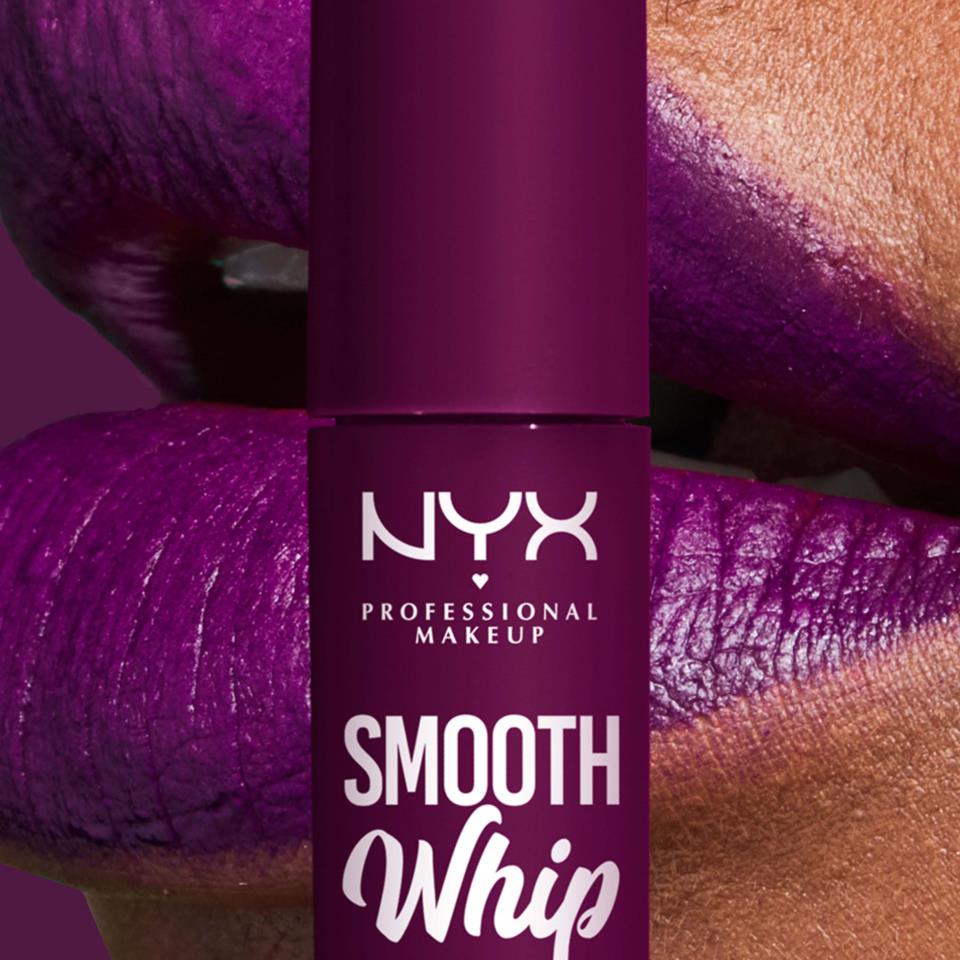 NYX Smooth Whip Matte Lip Cream 11 Berry Bed Sheets