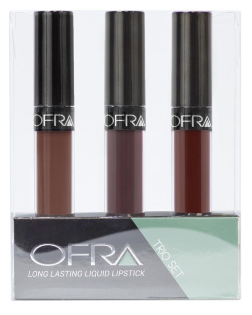 Tre brune flytende leppestifter i svarte hetter i gjennomsiktig plastboks, merket 'OFRA'.