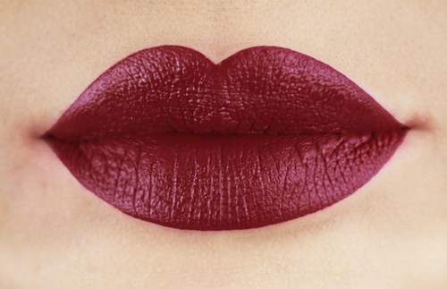 OFRA Cosmetics Liquid Lipstick Manhattan