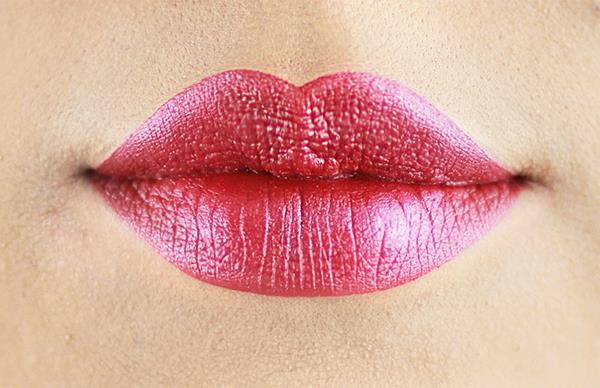 Ofra Cosmetics Liquid Lipstick Plumas