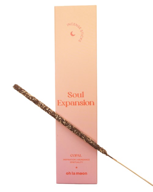 Patyczek kadzidła z ozdobnym opakowaniem oznaczonym 'Soul Expansion' i 'oh la moon.'