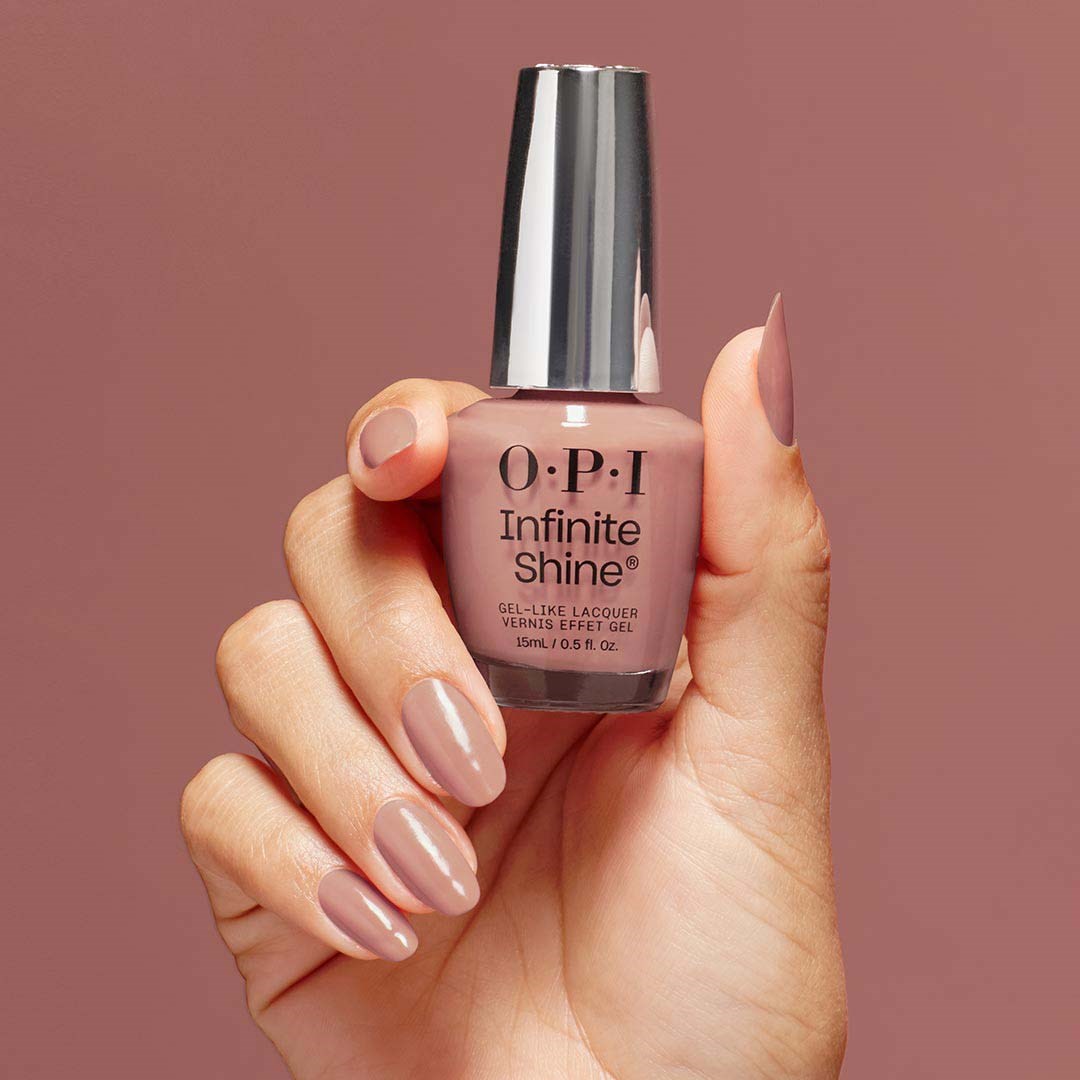 OPI Infinite Shine Barefoot in Barcelona (obrázok 4)