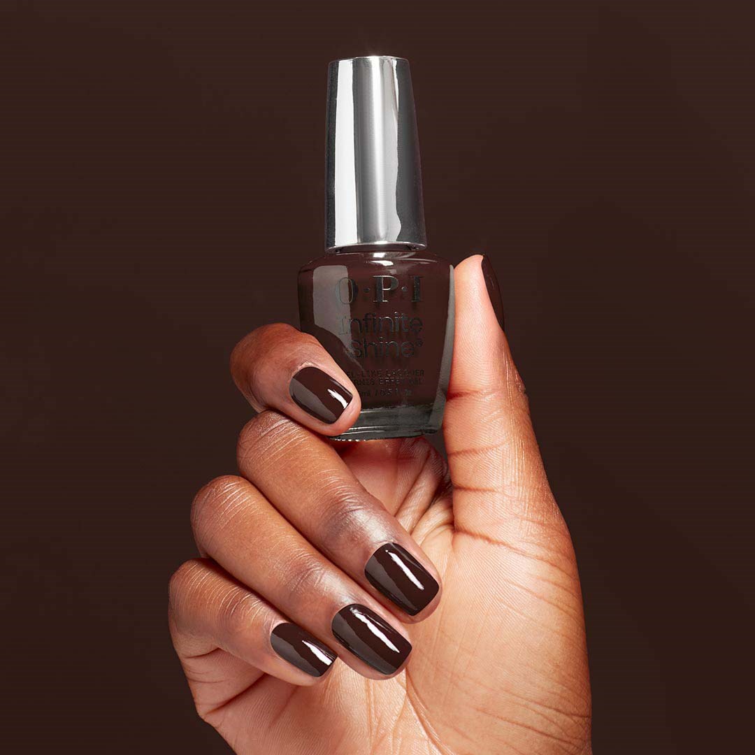 OPI Infinite Shine Not Afraid of the Dark (obrázok 4)