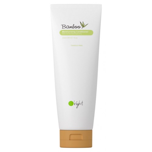 En hvit tube med brunt lokk, merket som Bamboo Moisturizing Conditioner, Tangle Free, med grønn og svart tekst.
