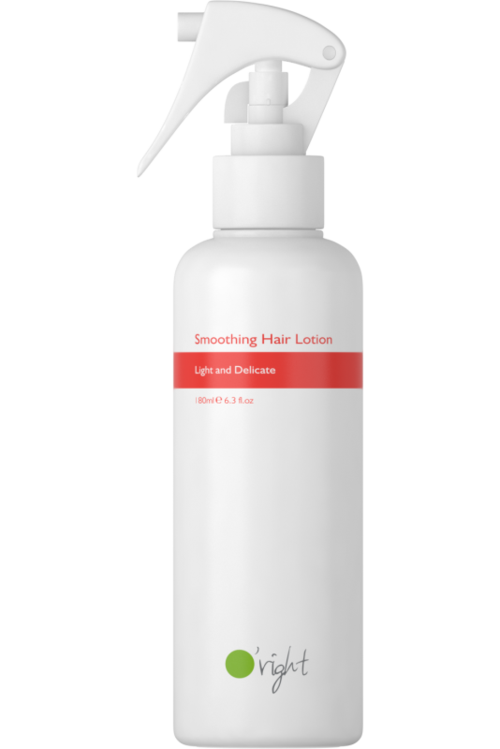 En vit sprayflaska märkt 'Smoothing Hair Lotion' med sprayhuvud på toppen.