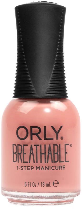 En flaske med rosa neglelakk med svart hette, merket 'ORLY BREATHABLE 1-STEP MANICURE,' 18 ml.