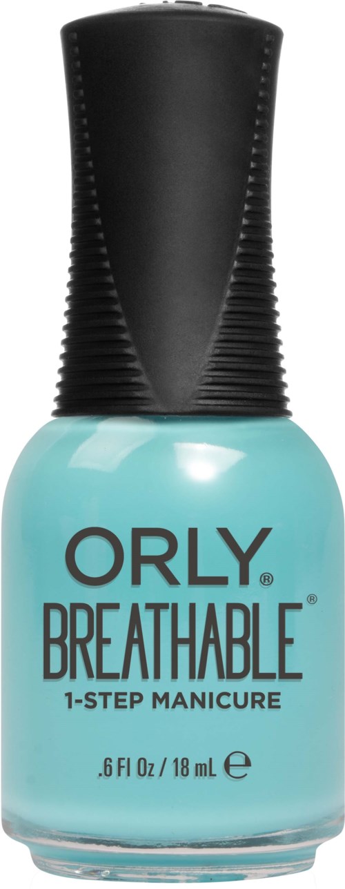 Eine Flasche Orly Breathable Nagellack in hellblauer Farbe mit schwarzem Deckel.