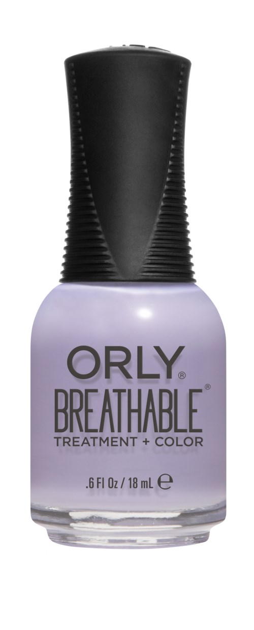 En flaske med ORLY Breathable neglebehandling og lakk i lys lilla farge.