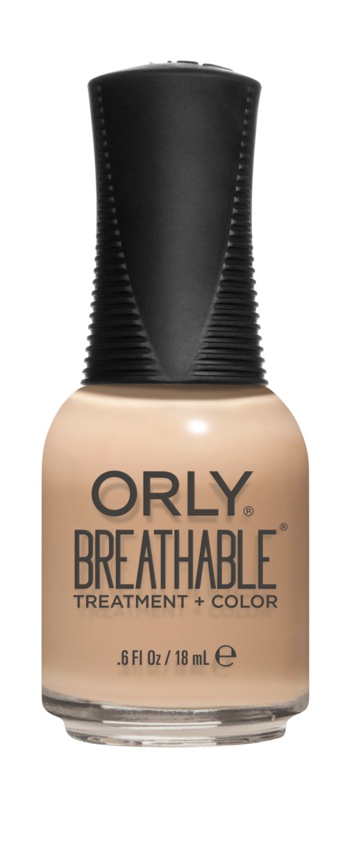 En flaske med ORLY Breathable neglelakk, beige farge, med svart lokk, merket som behandling og farge, 0,6 fl oz.