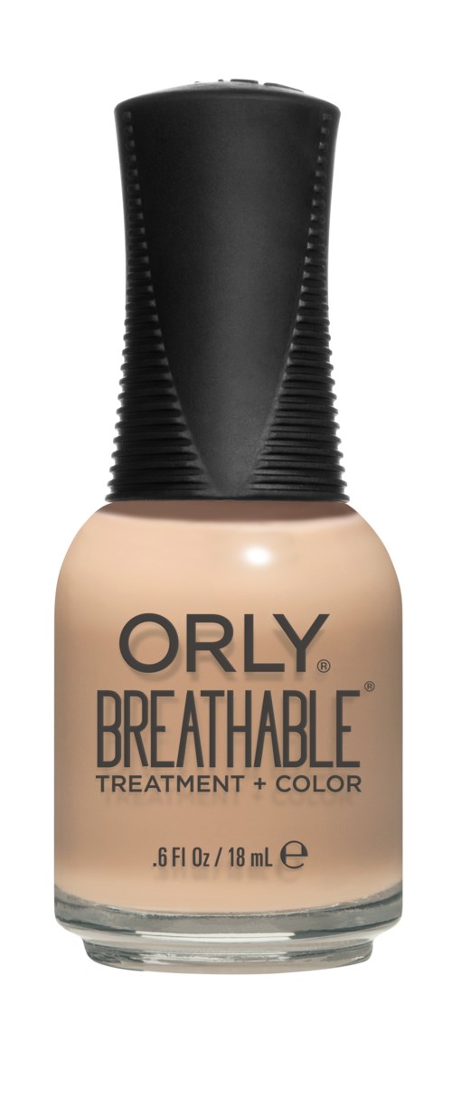 En flaske med ORLY Breathable neglelakk med beige farge og svart lokk.