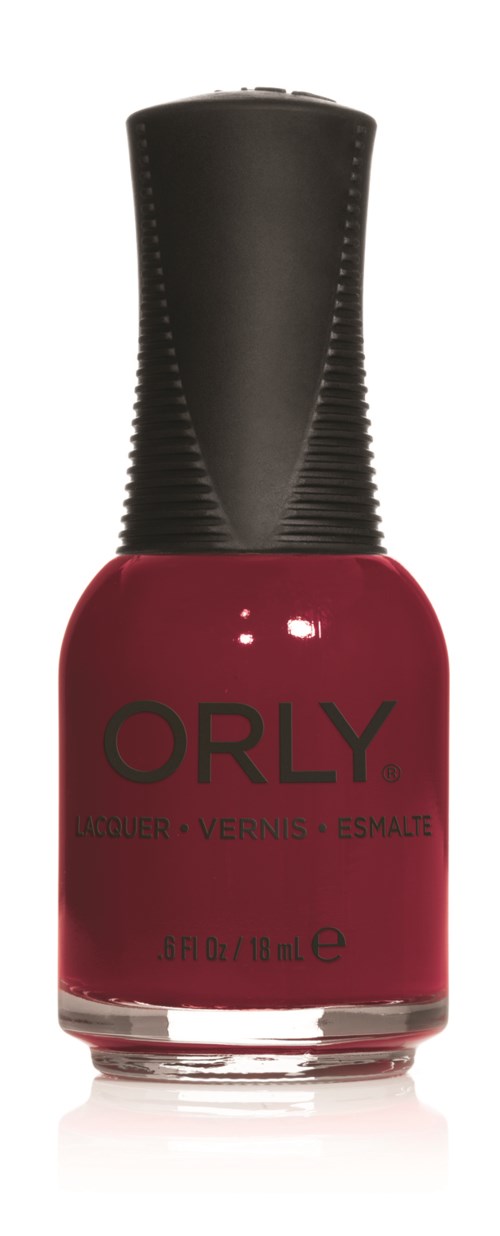 En flaska med röd nagellack med svart lock och varumärket ORLY på.