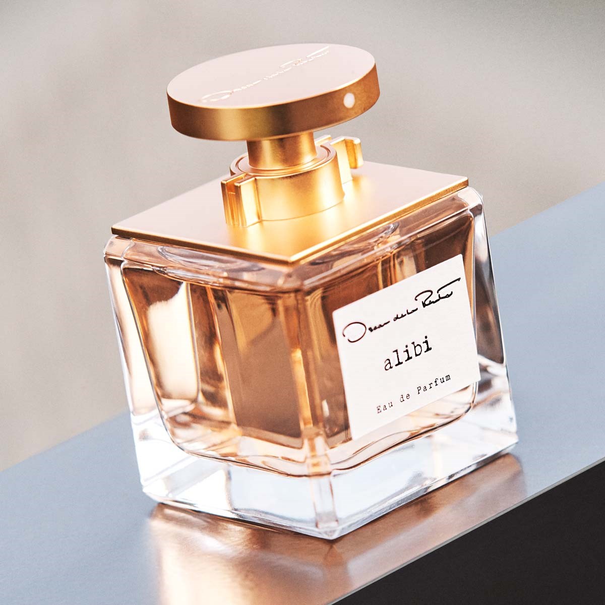 Oscar de la Renta Alibi Eau De Parfum 30 ml (obrázok 5)