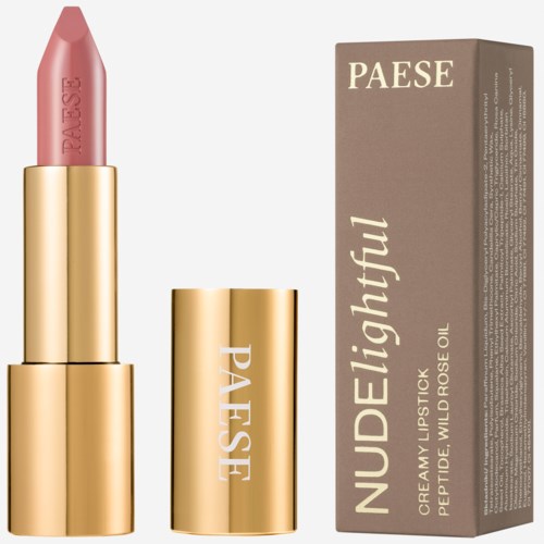 En rosa läppstift med 'PAUSE' på det guldiga fodralet. Bredvid är dess förpackning märkt 'NUDE & LIGHTFUL'.