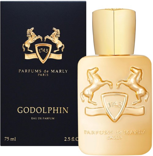 Guldfärgad parfylflaska med galopperande hästar och en sköld, bredvid en svart box märkt 'Godolphin' och 'Parfums de Marly.'