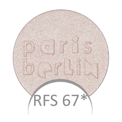 Okrągły produkt kosmetyczny z nazwą marki 'paris berlin' i kodem 'RFS 67*'.