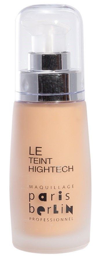 En beige flytande foundation i en glasflaska med pump, märkt 'Le Teint Hightech Paris Berlin' och ett genomskinligt lock.