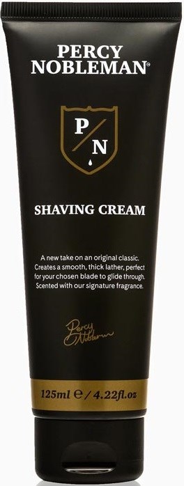 Eine schwarze Tube mit Percy Nobleman Rasiercreme, gold- und weiße Schrift, zeigt Marke, Produkt und Details.