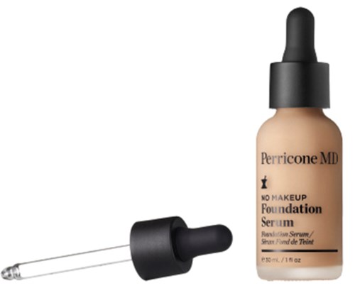 En flaska Perricone MD foundationserum med dropper. Flaskan är beige med svart text och lock.
