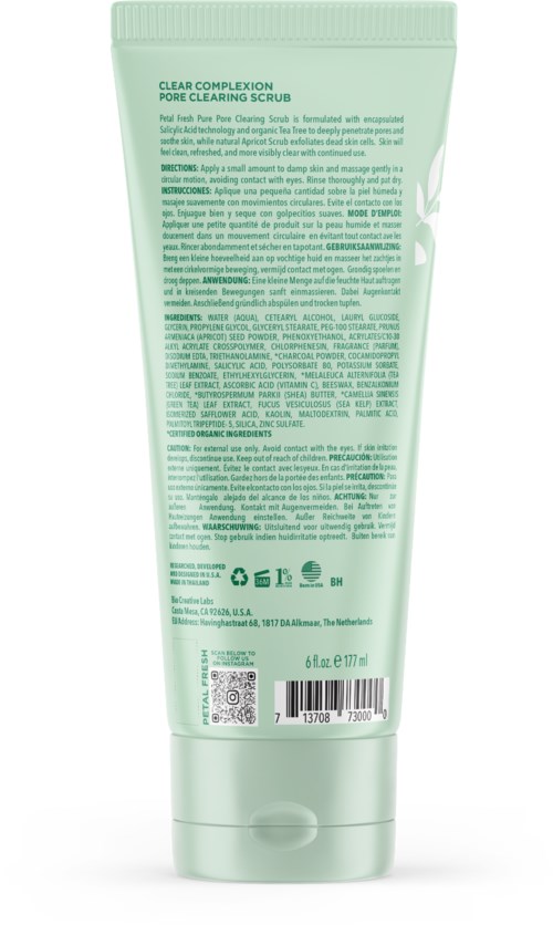 Ein grüner Tuben mit der Aufschrift 'Clear Complexion Pore Clearing Scrub' und detaillierten Texten und Symbolen.