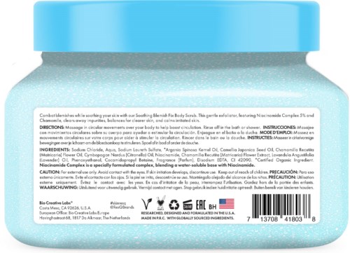 Ein Behälter mit Hautcreme, blauer Deckel, weiße Etikette mit Anweisungen und Inhaltsstoffe.