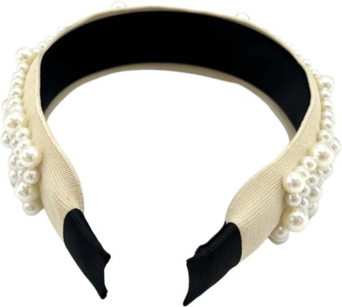 Ein Stirnband mit weißen Perlen auf beige Stoff, mit schwarzen Enden.