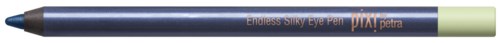 Ein blauer Eyeliner-Stift mit grauer Spitze und Text, einschließlich Marke und Produktnamen, vor schwarzem Hintergrund.