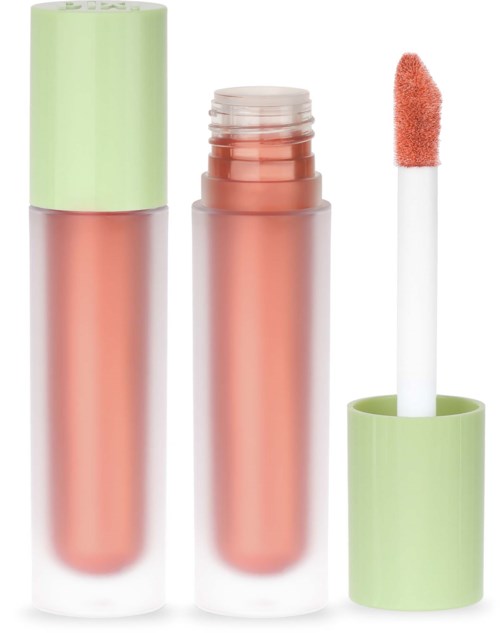 En læbég gloss rør med grøn hætte og en fluffy påføring børste indeni.