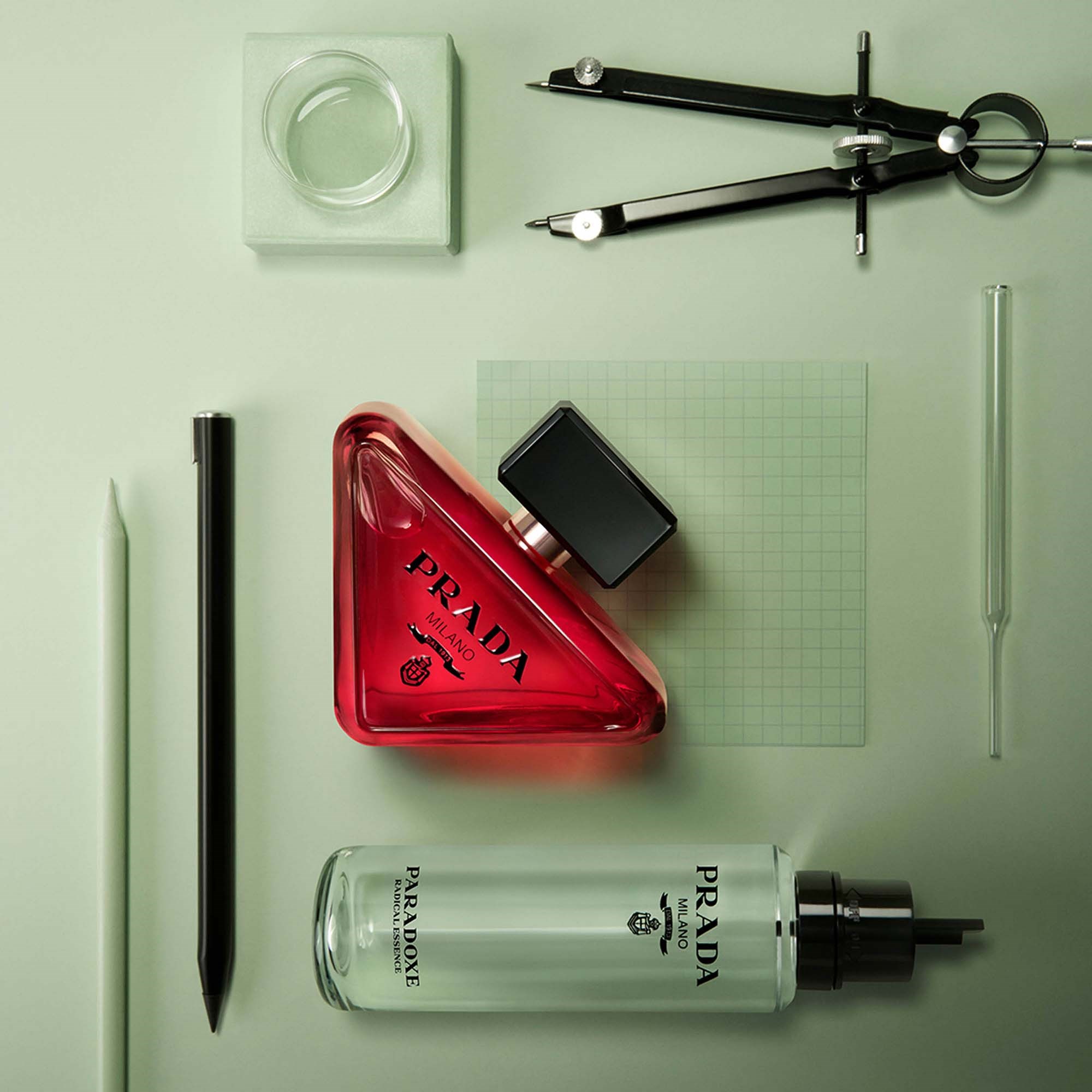 Prada Paradoxe Radical Essence Refill 100 ml (zdjęcie 4)