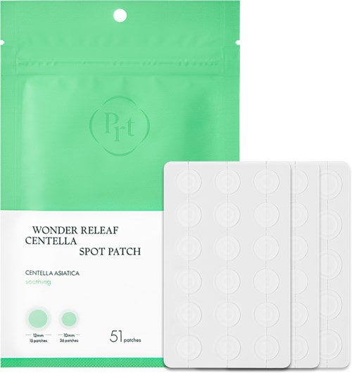 Grønn emballasje med 51 akneplaster, etiketten sier Wonder Releaf Centella Spot Patch, beroligende hudpleieprodukt.
