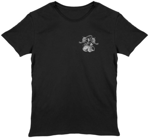 En svart T-shirt med en liten, detaljerad bild av en bi och honungsburkar på övre vänstra bröstområdet.