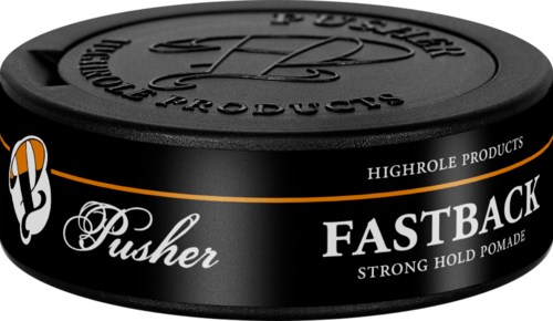 En rund behållare med svart lock, märkt "Fastback Pusher" och "Strong Hold Pomade." Den har en fisklogga.