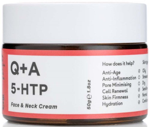 En burk med ansikts- och halskräm med fördelar listade på etiketten, inklusive anti-aging och återfuktning.