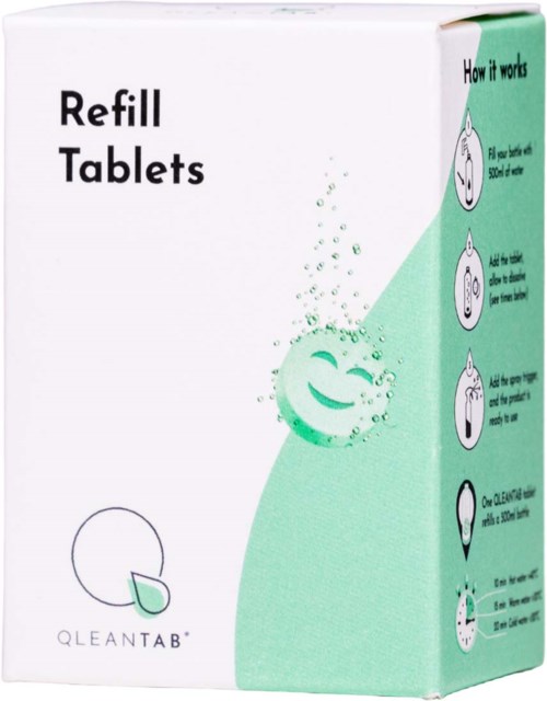 Een dooslabel toont hoe je tabletten bijvult met eenvoudige stappen en symbolen zoals een waterdruppel, container en klok.
