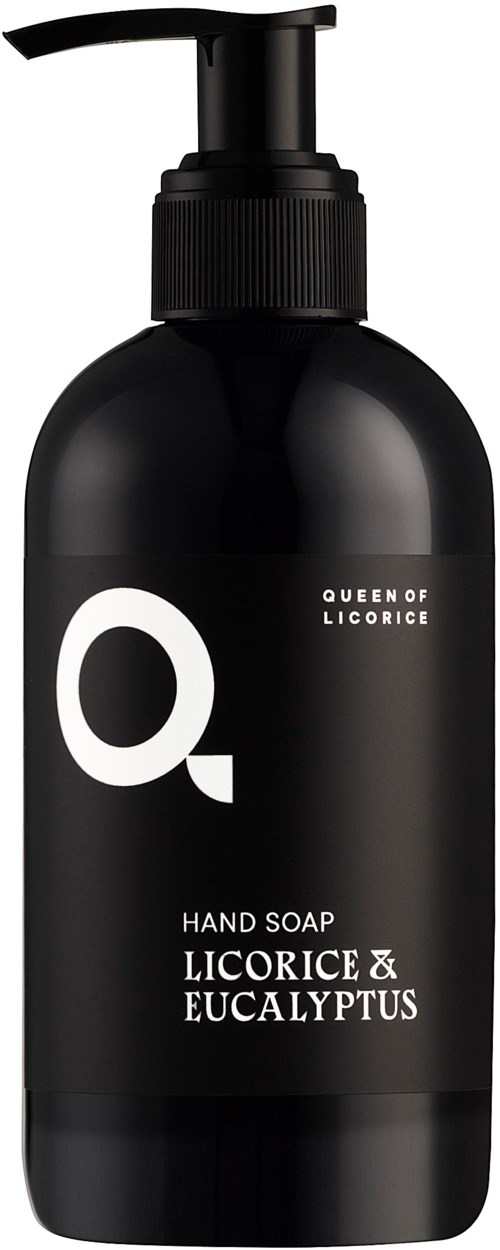 Czarna butelka mydła do rąk z pompką, oznaczona 'Queen of Licorice Hand Soap Licorice & Eucalyptus.'