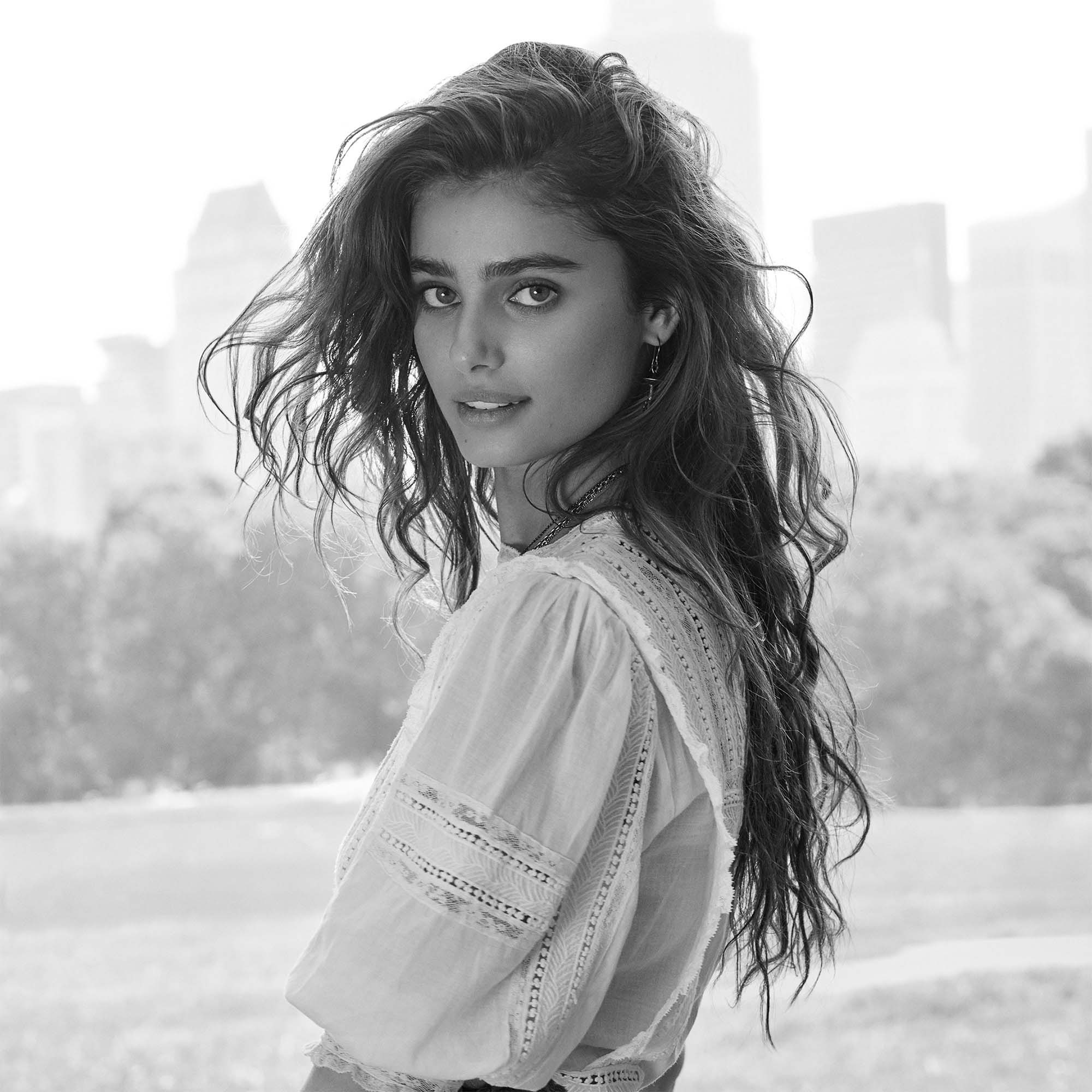 Taylor hill on sale ralph lauren romance